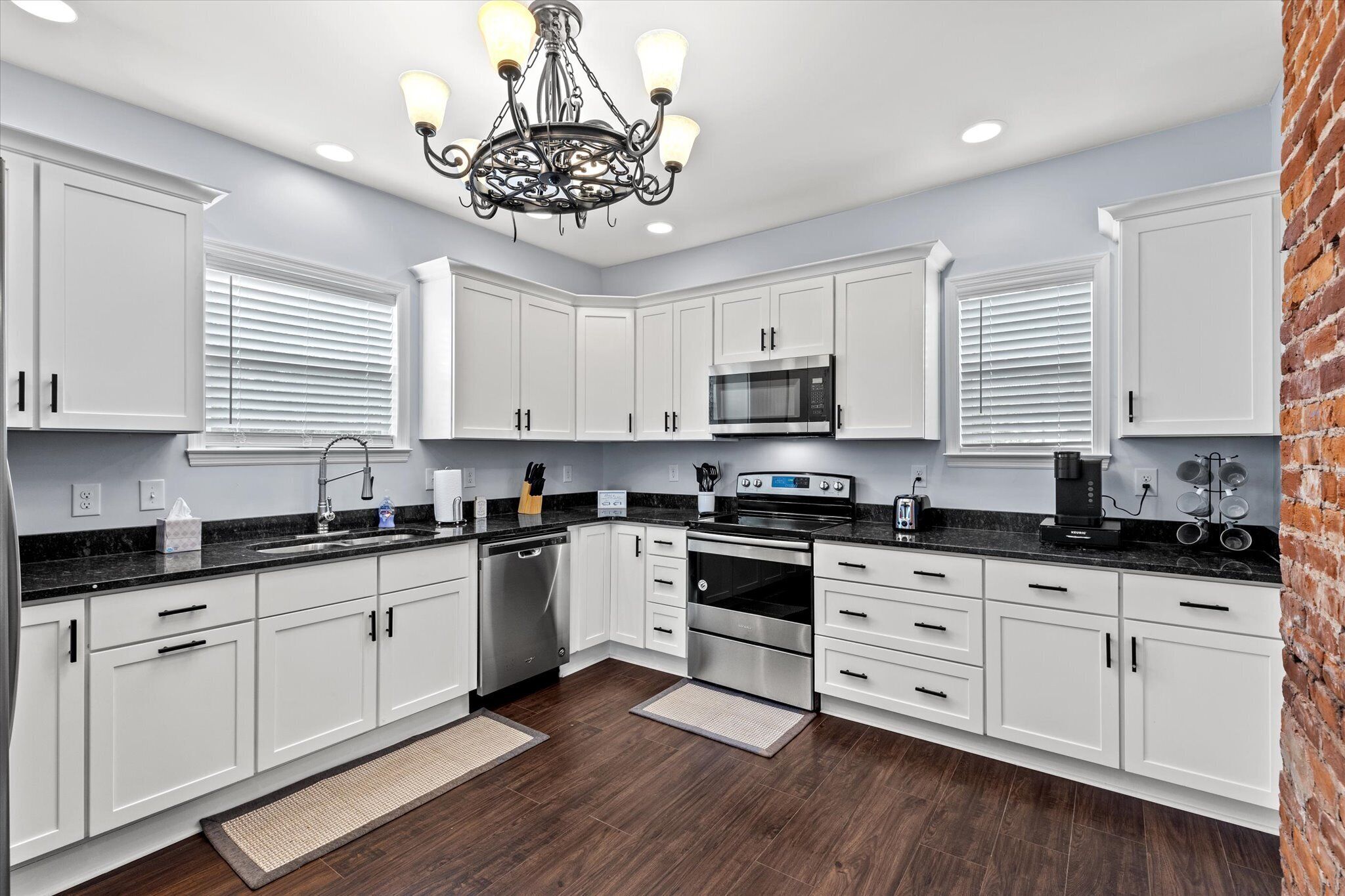 1890's charm on Bourbon Trail- 7 distilleries w/in 25min! Bourbon Room in house!