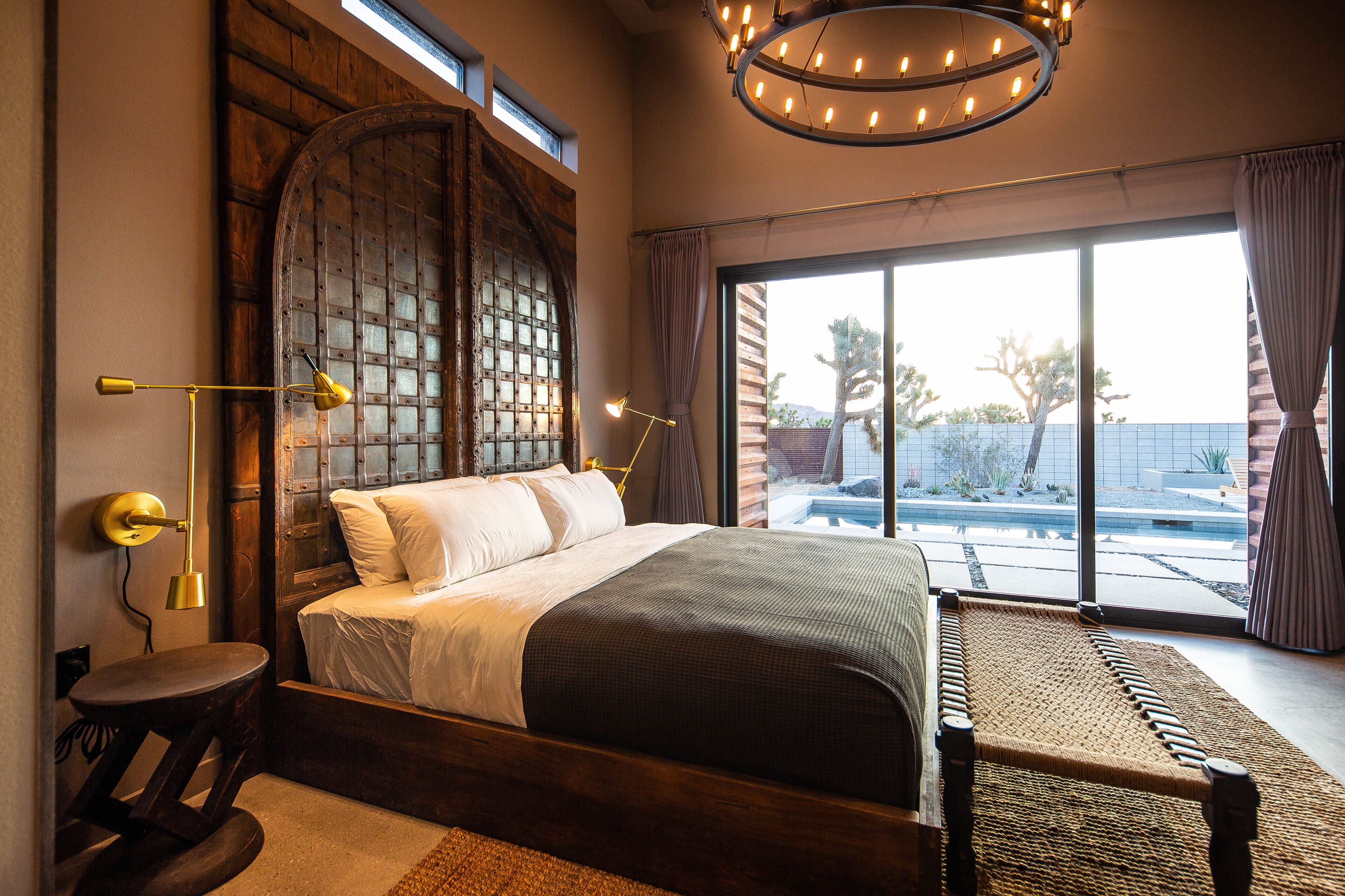 Black Butterfly - Pool & Spa