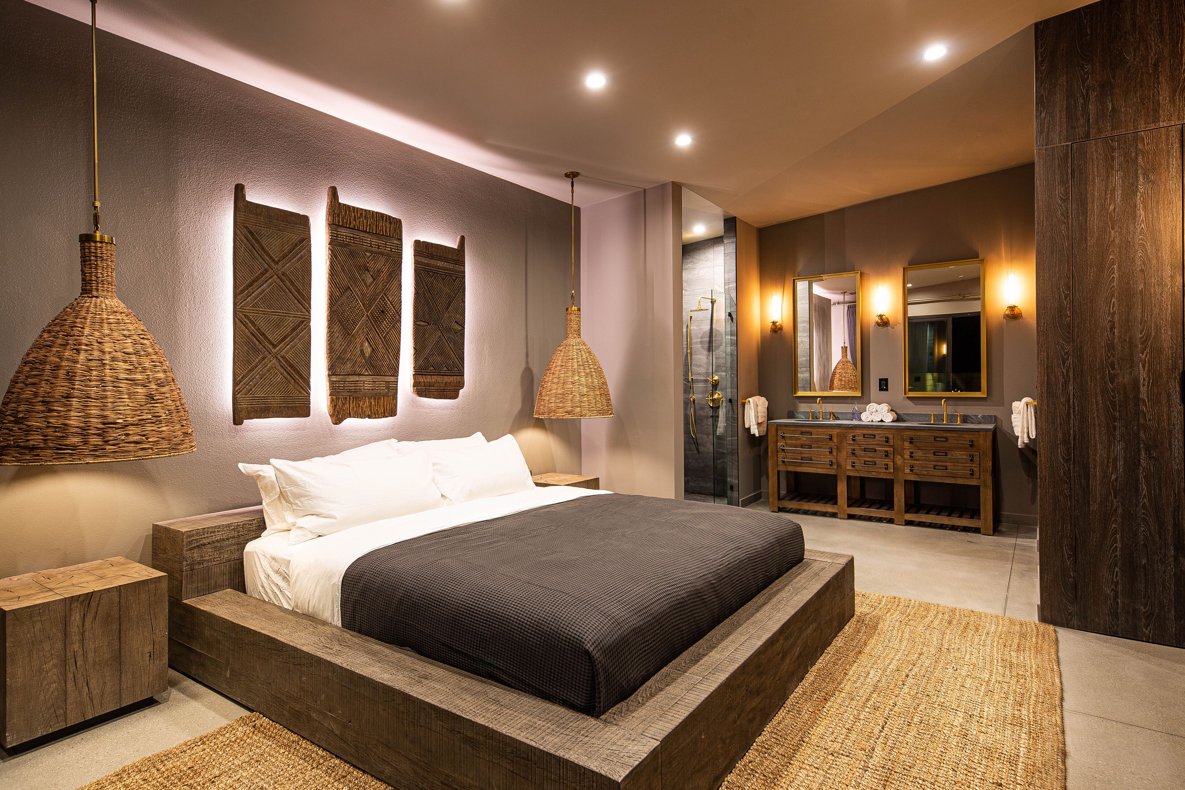 Black Butterfly - Pool & Spa