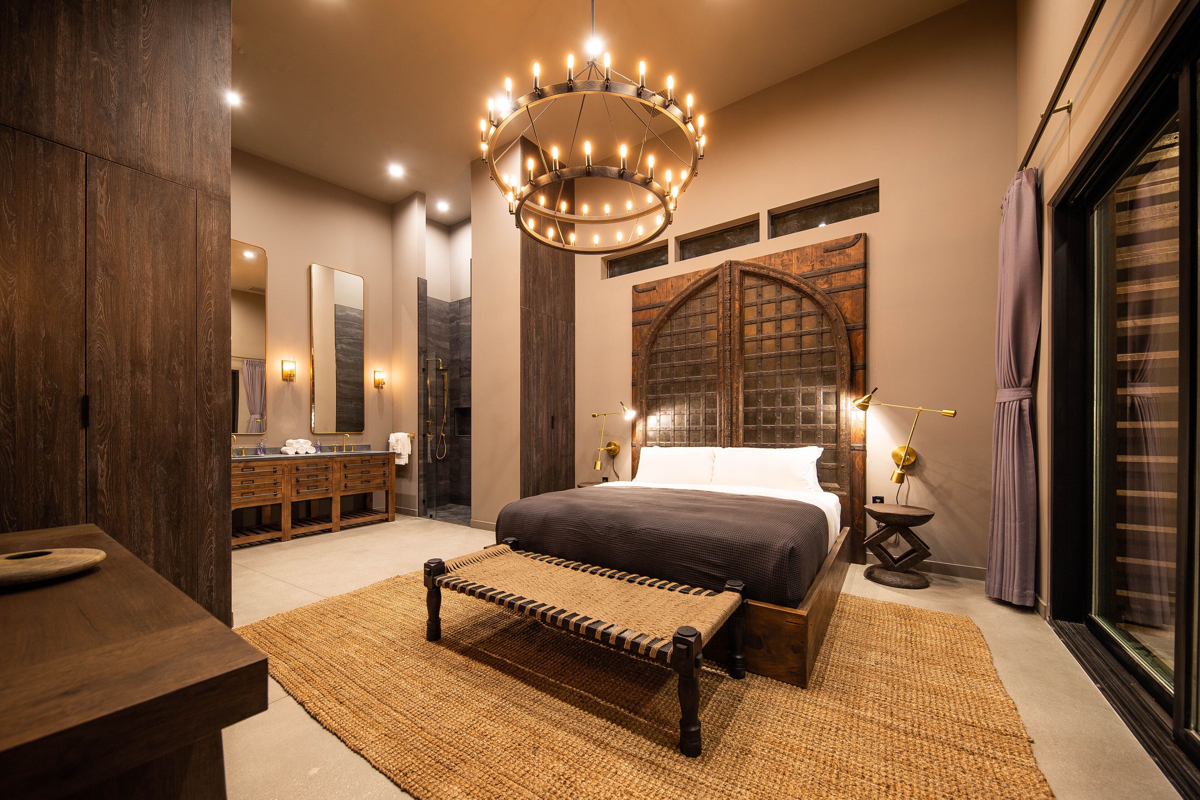 Black Butterfly - Pool & Spa