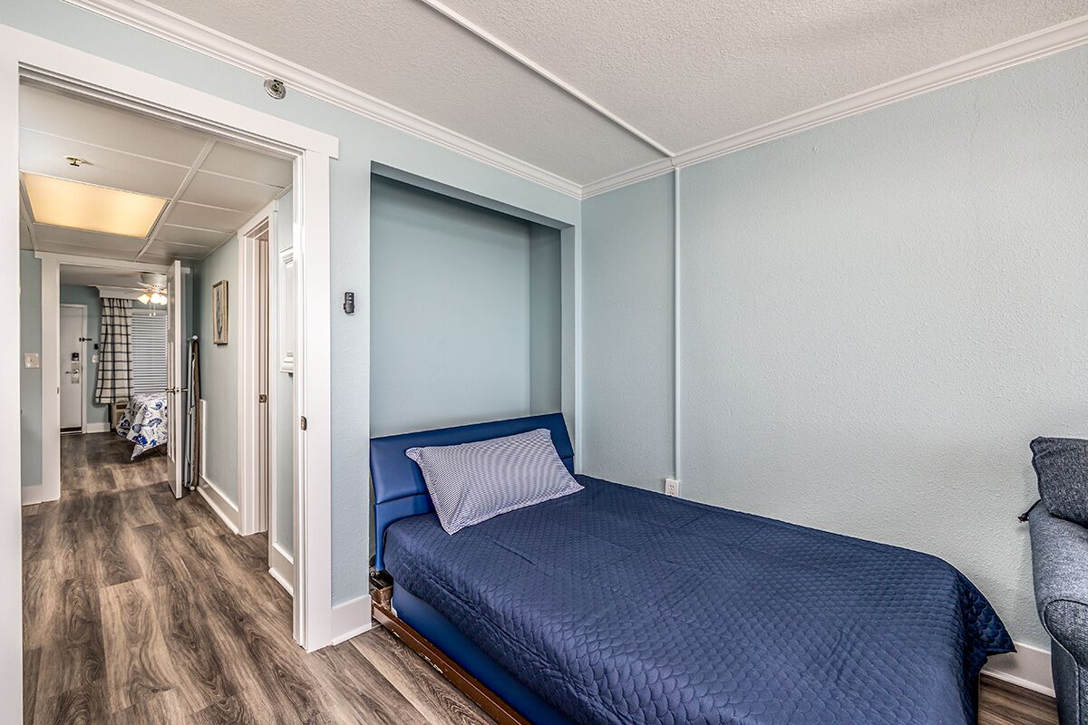 Relaxing Oceanfront Beach Escape