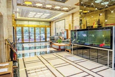 Yajia Hotel