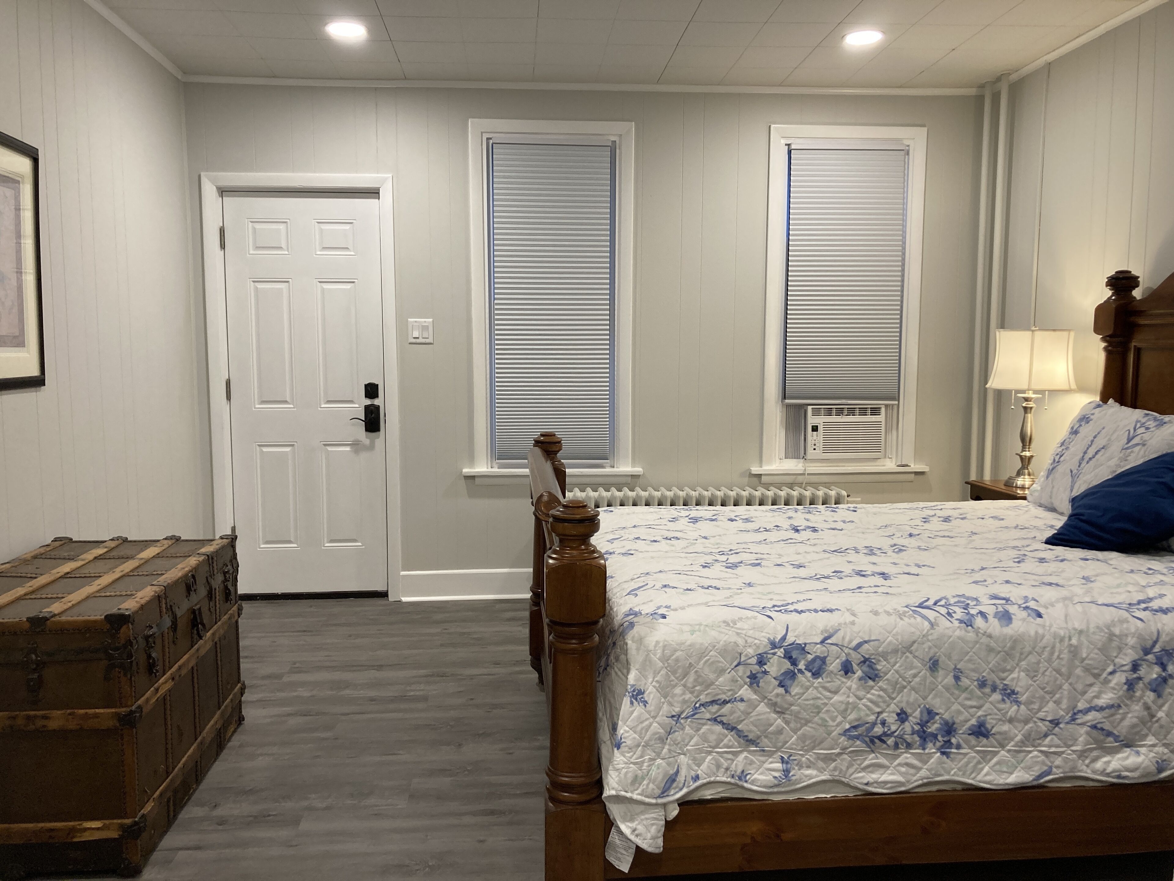 Full first floor apartment near West Reading and Alvernia University