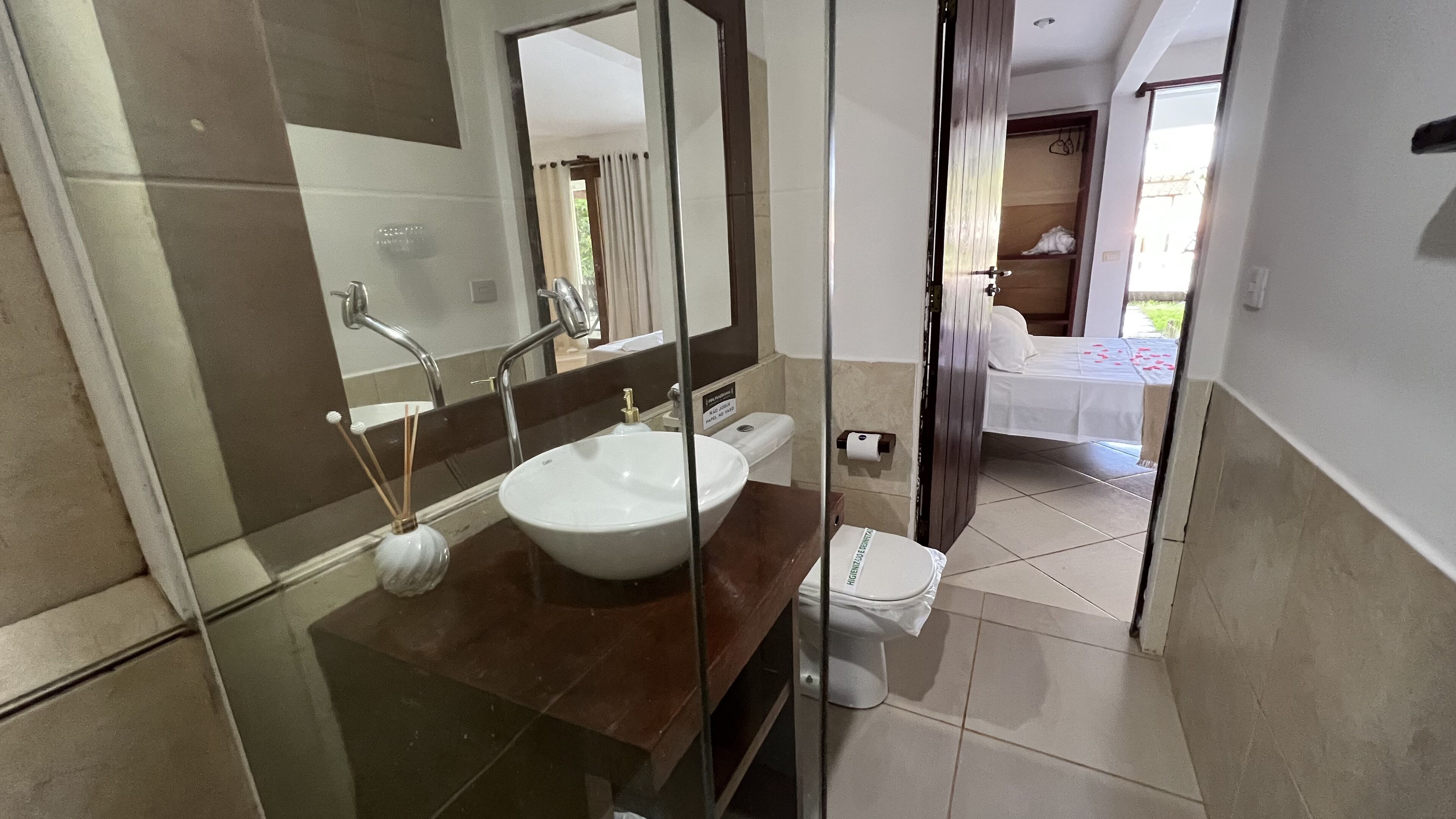 Suíte estúdio premier, 1 quarto, no jardim | Banheiro | Produtos de toalete grátis 