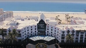 Front of property - La Plage Wellness (Santa Monica)