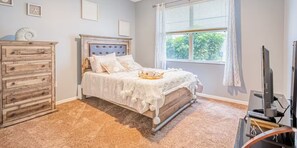 5 Schlafzimmer, Bügeleisen/Bügelbrett, Reisekinderbett, kostenloses WLAN