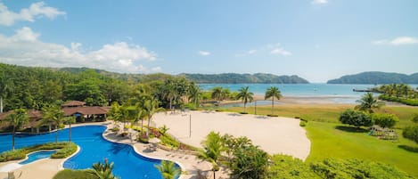 Apartment (3 Bedrooms) | Front of property