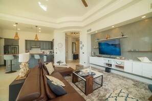 Interior - Bella Vista 4A Ocean View renovated (Jacó)