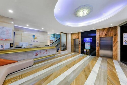 L Hotel Zhuhai Gongbei Port Qinglv Road