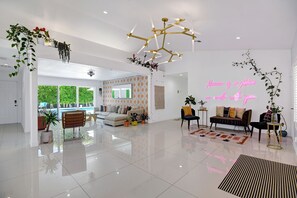 Interior - "ChiChi House" | Private & Chic | Modern Retreat (Palm Springs)