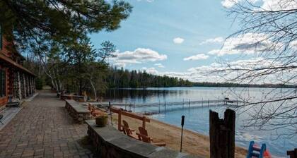 Elbow Lake Lodge: Twilight 3BR/1BA Lakefront Cabin