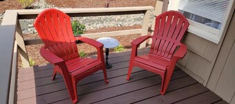 Heavenly Bungalow, immaculately clean, close to downtown!