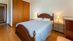 1 bedroom, iron/ironing board, internet, bed sheets - Apartamento T1 Nazareth (Sítio da Nazaré)