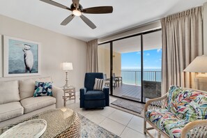 TV - Summerhouse #1205A- DIRECT BEACH FRONT, RECENTLY RENOVATED, GREAT LOCATION! (Orange Beach)
