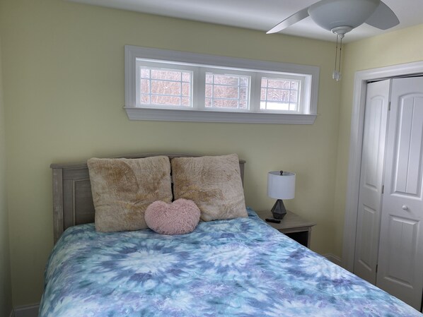 3 bedrooms, free WiFi, bed sheets