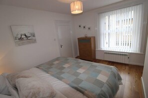 2 soverom, wi-fi og sengetøy