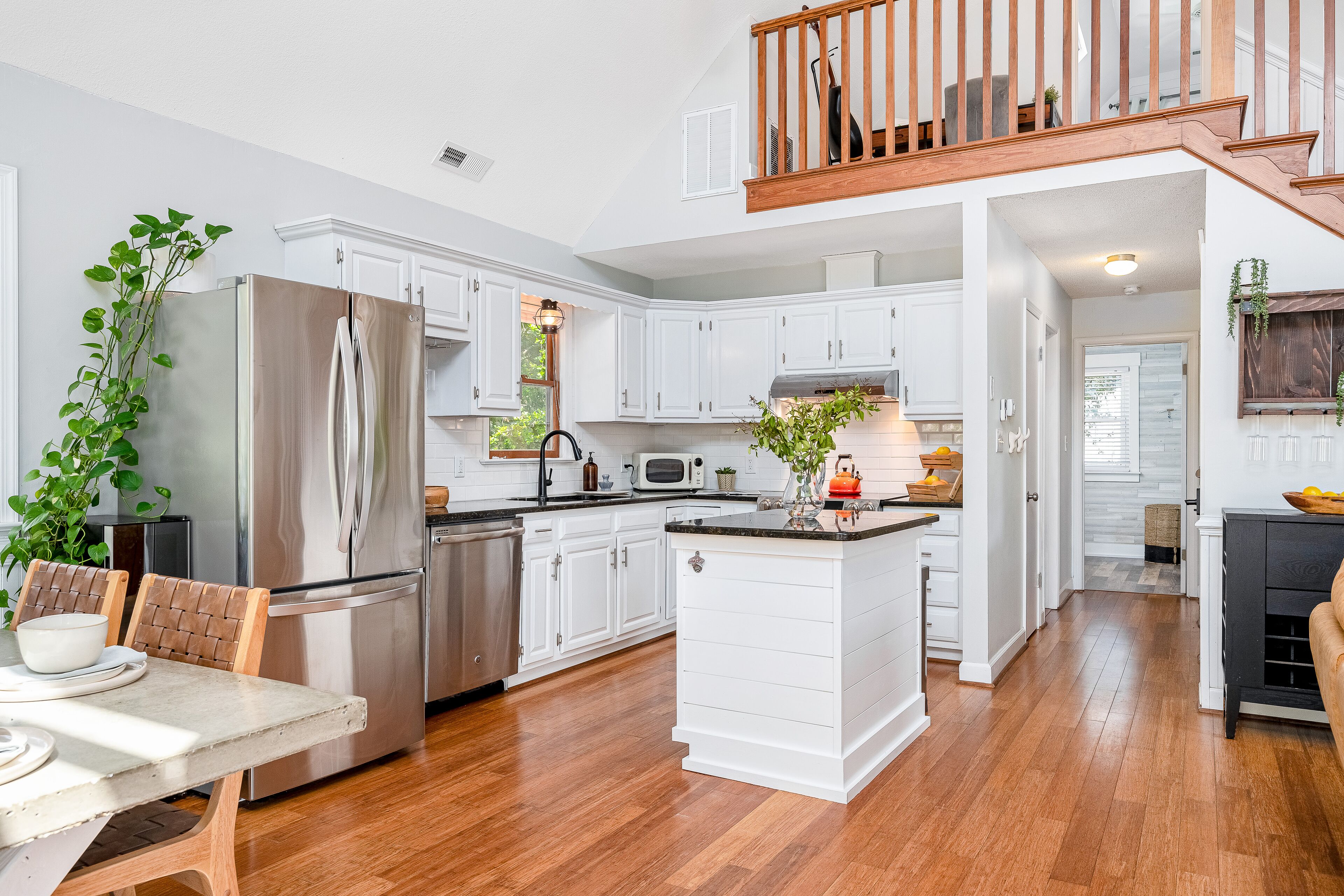 Dog-friendly home with central AC, washer/dryer, WiFi, and yard - near beach