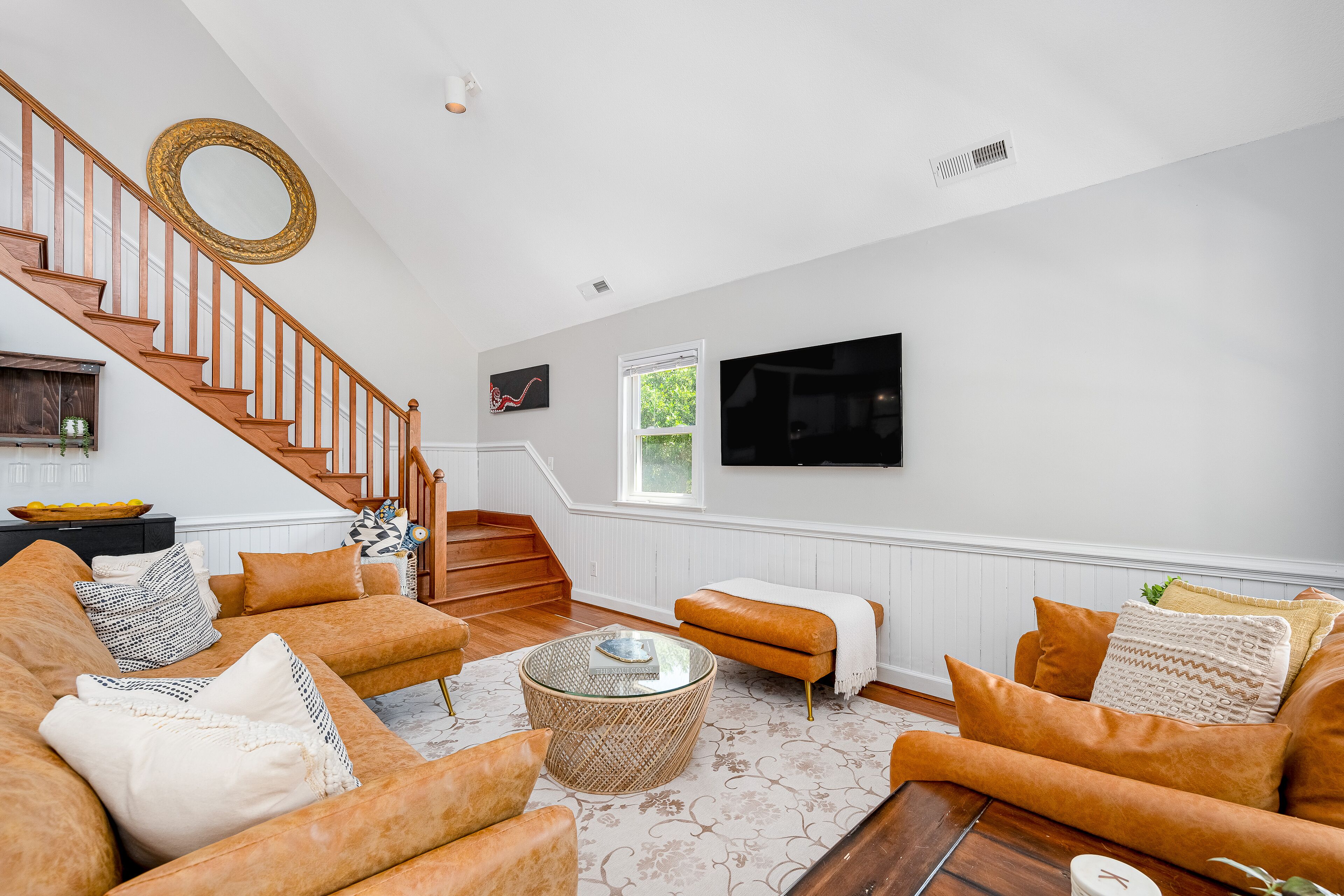 Dog-friendly home with central AC, washer/dryer, WiFi, and yard - near beach