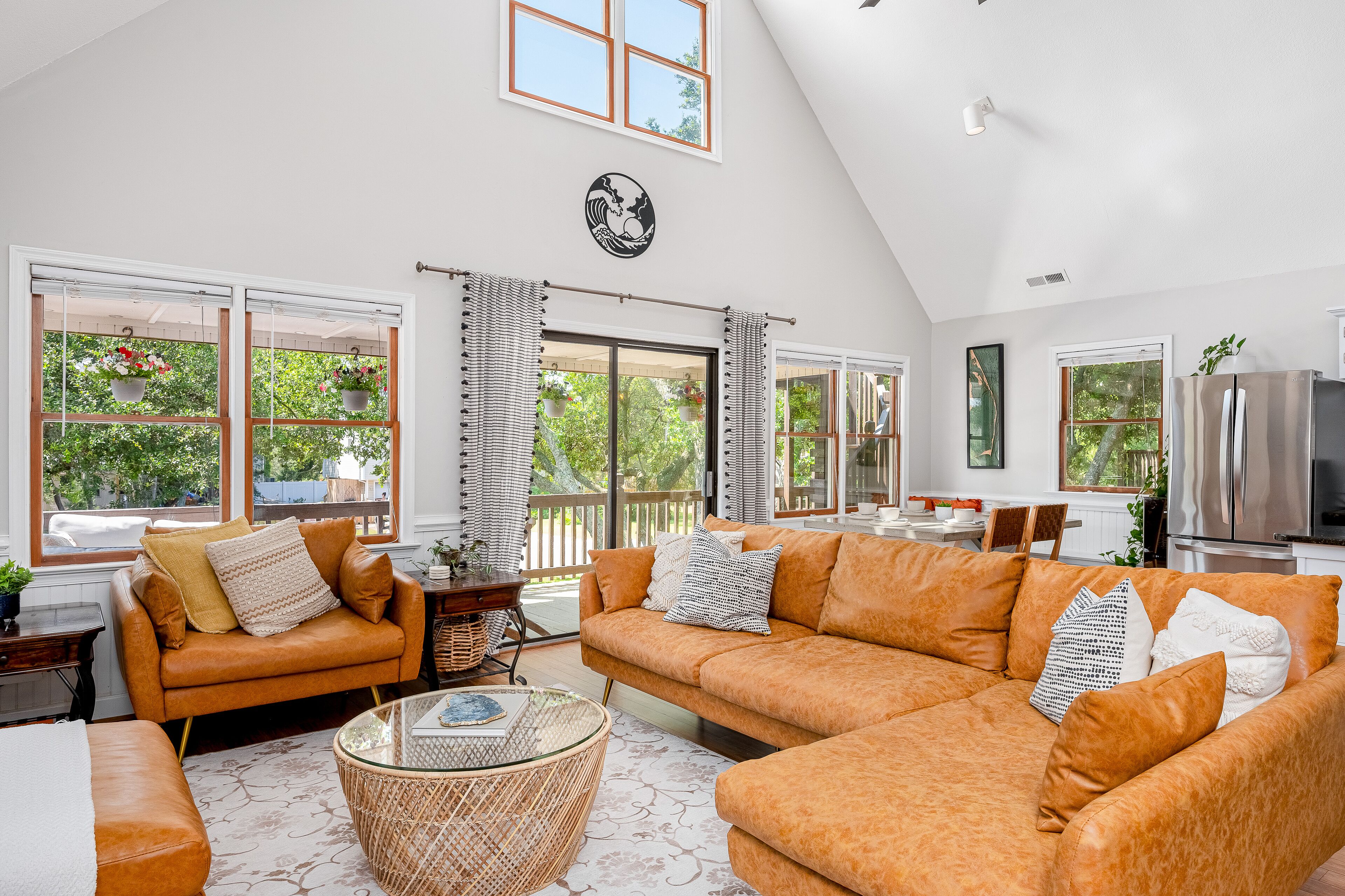 Dog-friendly home with central AC, washer/dryer, WiFi, and yard - near beach