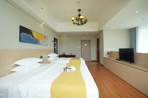 Exterior - River View Hotel (Sanjiang)
