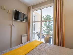 1 bedroom, Internet