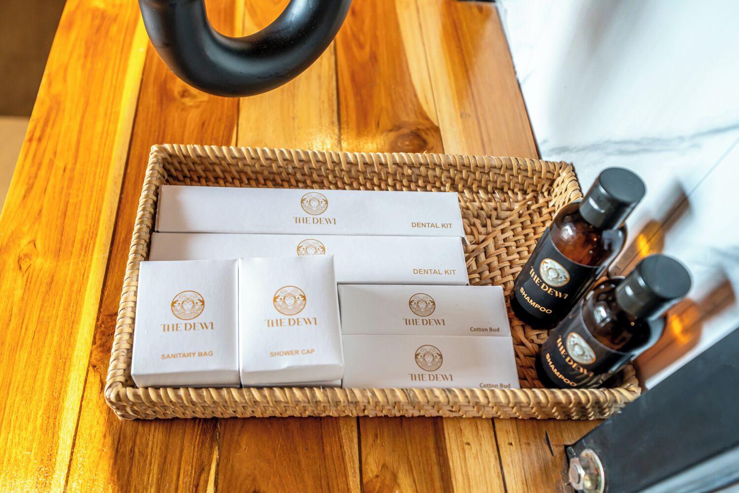 华丽帐篷房 | 浴室 | 淋浴设施、大花洒淋浴喷头、免费洗浴用品、吹风机