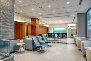 Interior - Amazing Ballston 1BR w/ Concierge, W/D & Pool, near Metro, by Blueground (Northern Virginia)