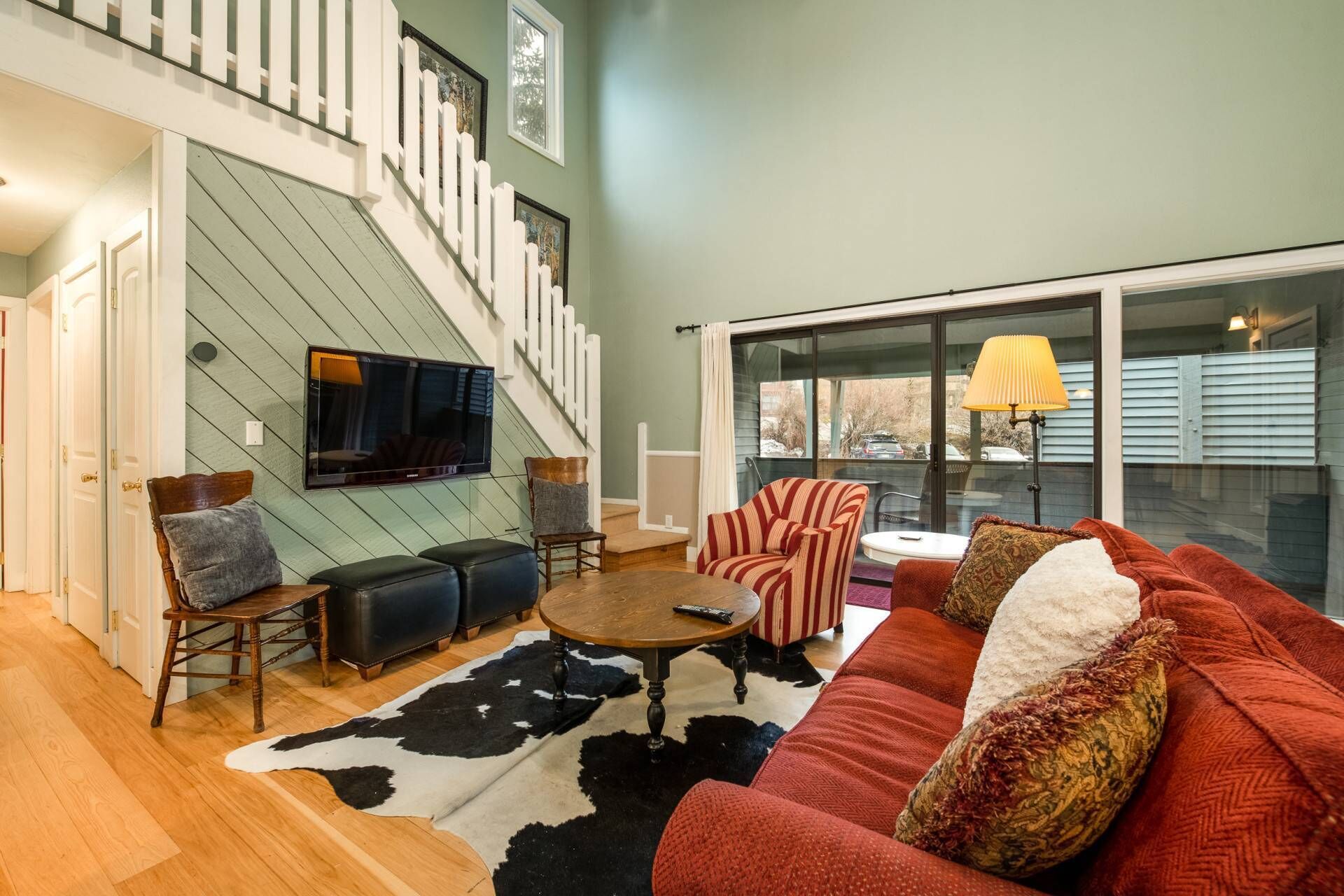 Give Thanks for Deals! 10% off stays November only!