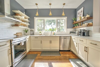 Walk to TN River Activities-Parks-Shops-Dining-Publix