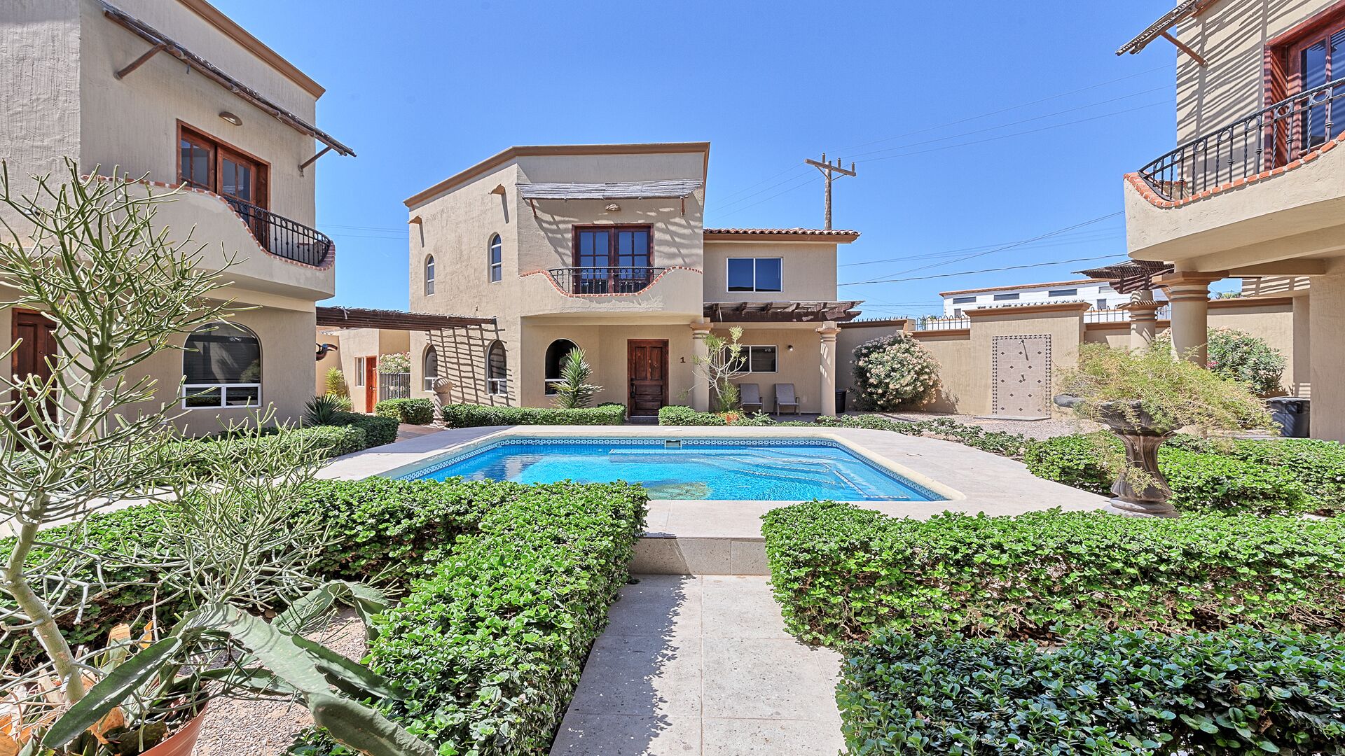 Villa Sonari 3 Great house, complex of 4 houses