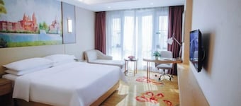 Vienna International Hotel (Yongzhou Lingling Junyue Huacheng)