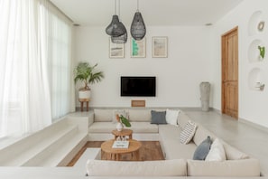 Villa de lujo | Zona de estar | Una televisión de pantalla plana