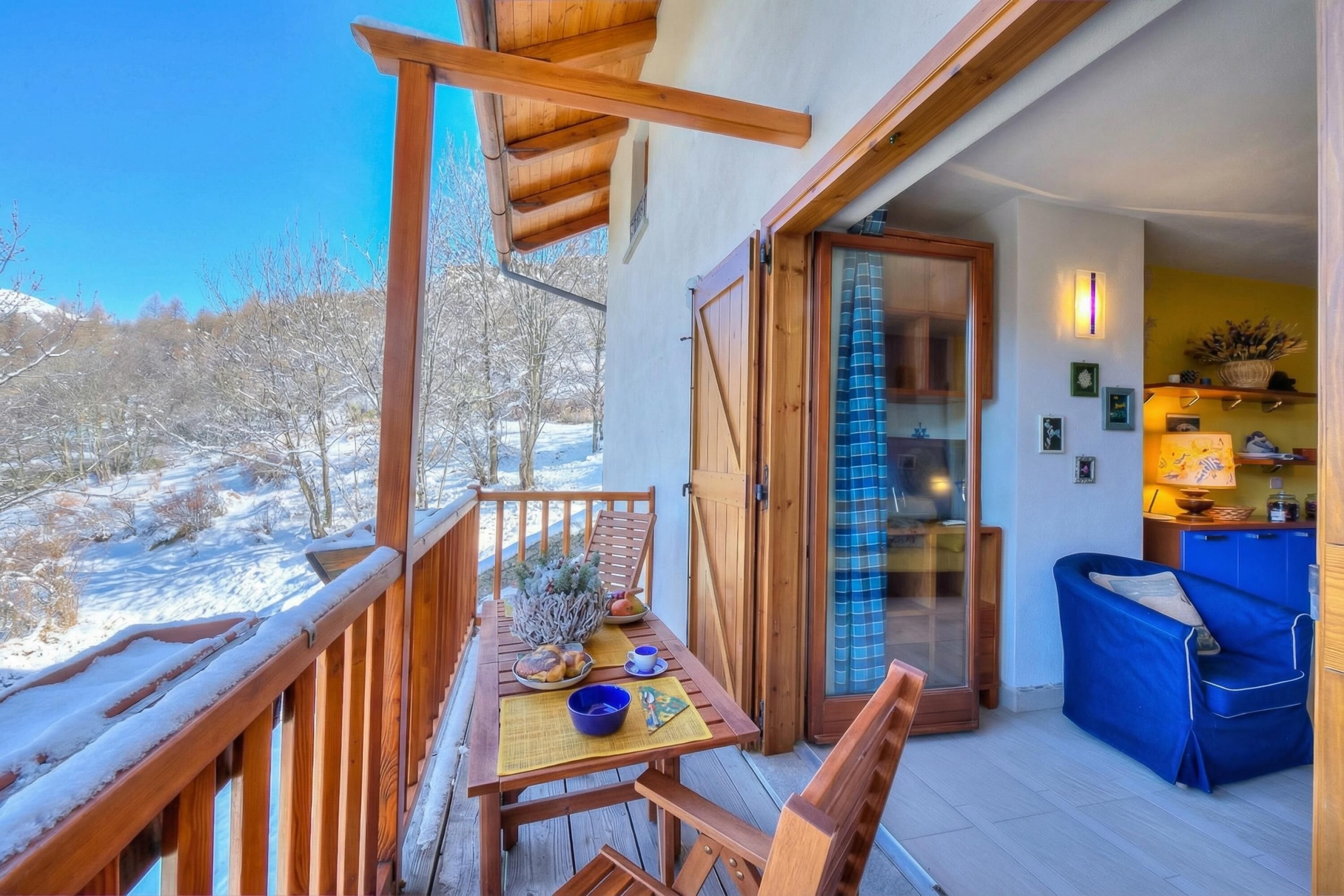 Family Apartment, Multiple Bedrooms (Rebecca's House (few steps from) | Balcony