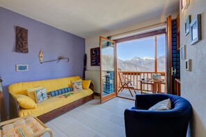 Living area - Rebecca's House (few steps from skiing) (Bardonecchia)
