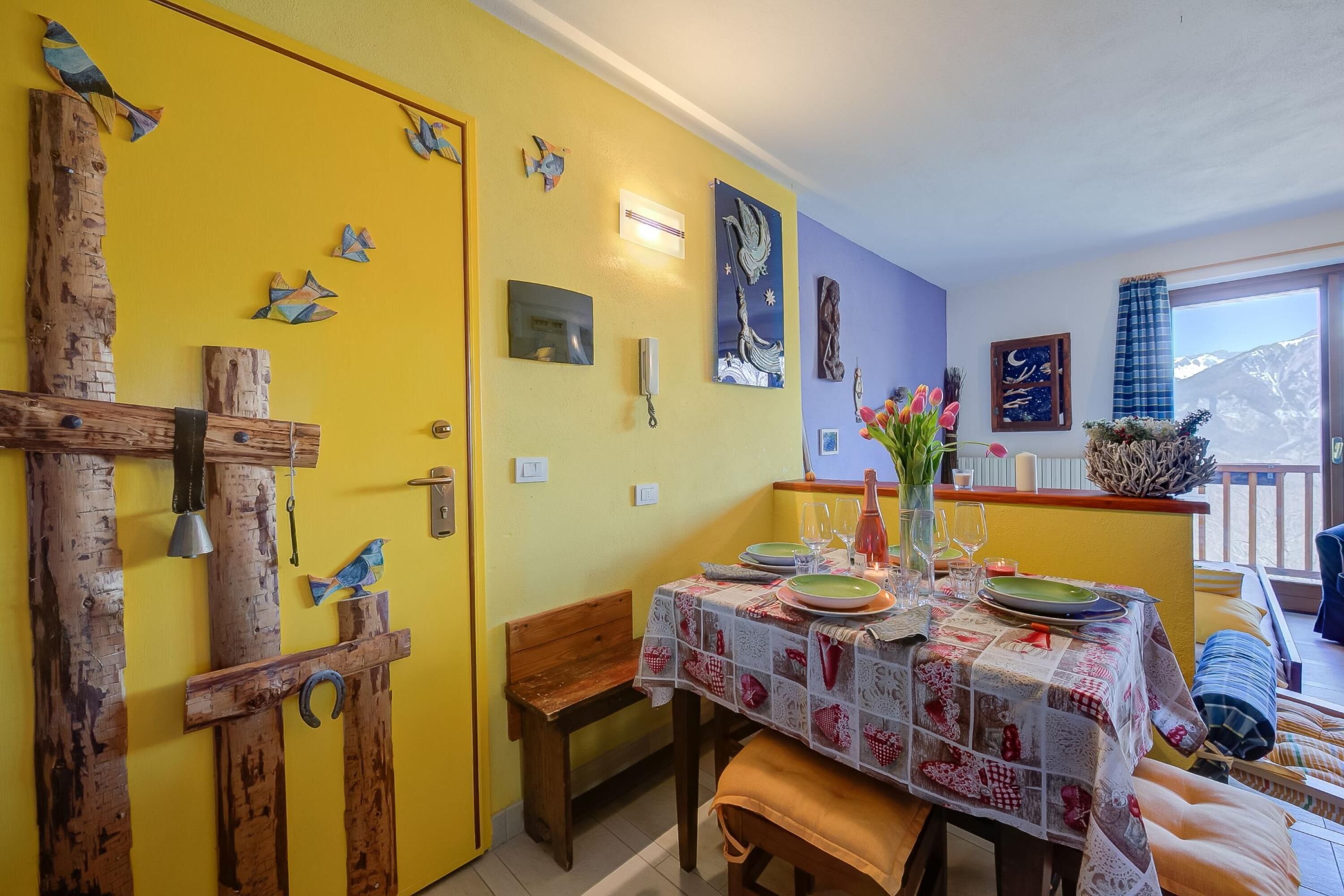 Familienapartment, 1 Schlafzimmer, Balkon (Rebecca's House among the greenery) | Speisen