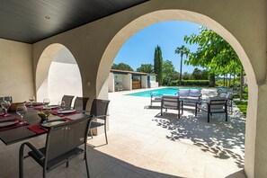 Outdoor dining - Villa Linda - with pool and close to the village (La Croix-Valmer)