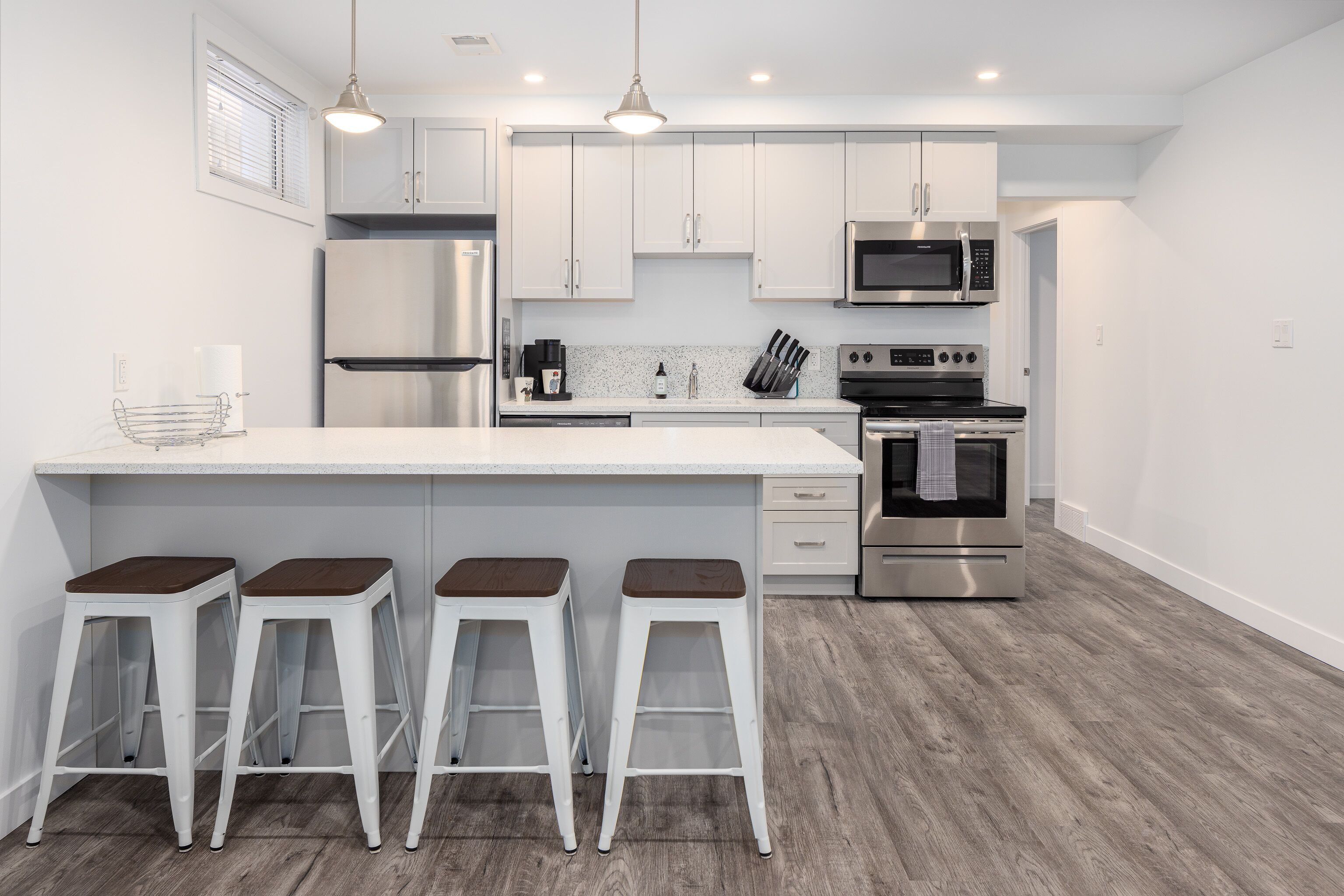 NEW 2Bed Modern Basement-Suite w/ Indoor Fireplace