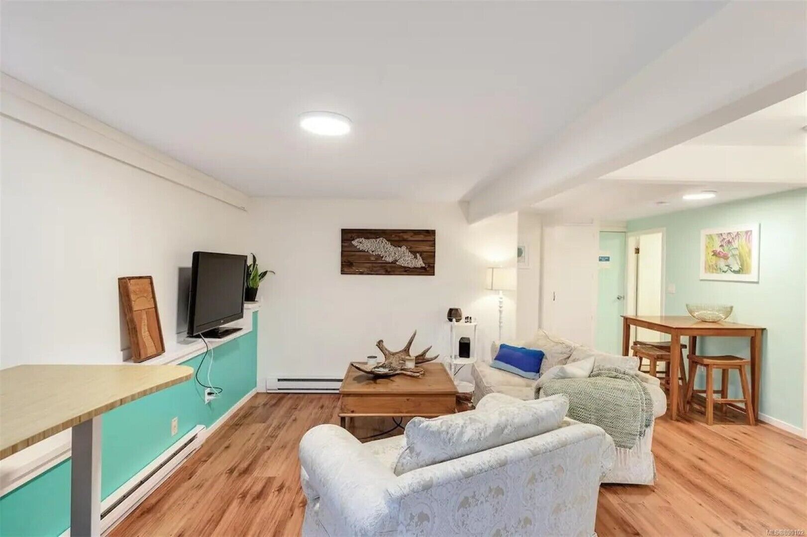 ☼Adorable Suite☼ just Steps from the Lake