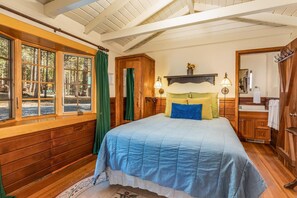 2 chambres, lit de bébé portatif, Wi-Fi, literie fournie