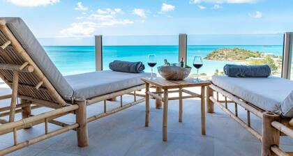 Panorama Suite – Oceanview Luxury Suite at Tamarind Hills, Antigua