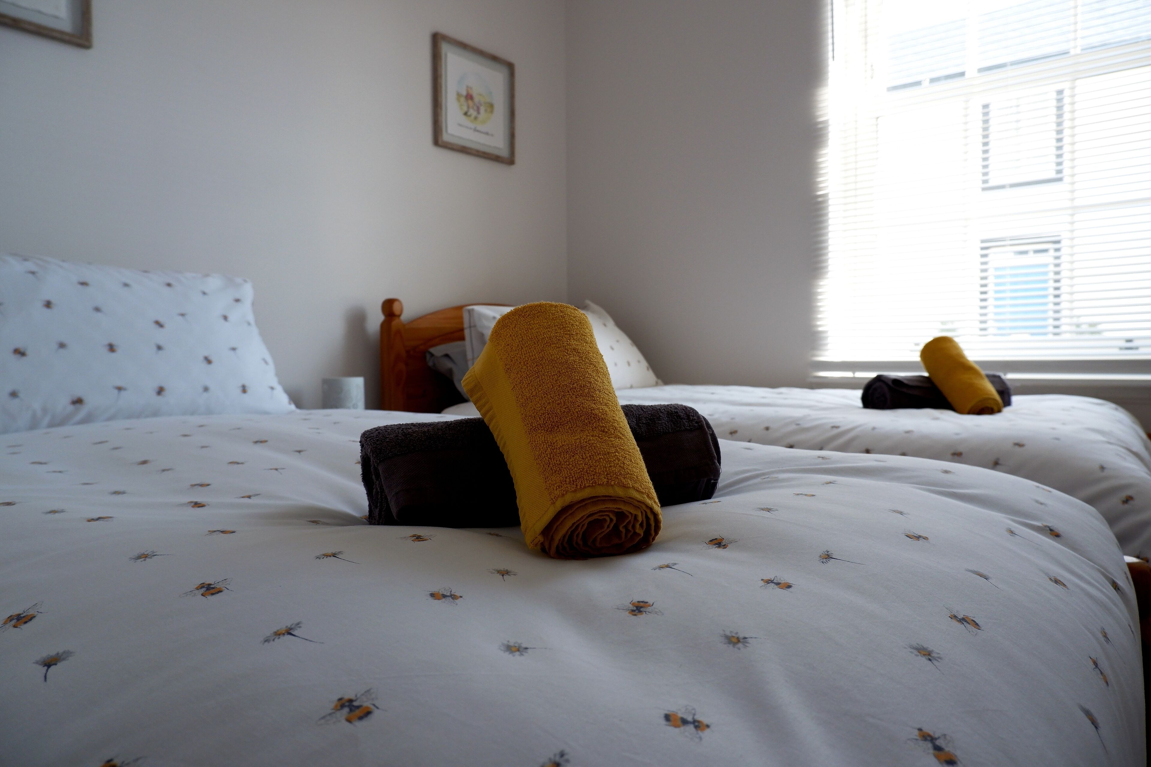2 bedrooms, iron/ironing board, travel cot, free WiFi