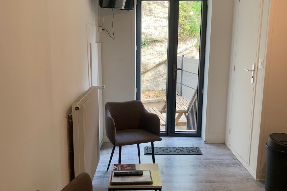 Apartment for 4 people, 1 bedroom, terrace, wifi, near the center