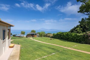 Family House, Multiple Bedrooms, Sea Facing (Analipsi Villas Beach Front 5) | Property grounds