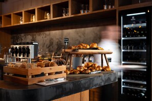 Desayuno buffet incluido todos los días 