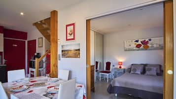 2 habitaciones, tabla de planchar con plancha y wifi gratis