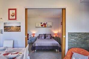 2 Schlafzimmer, Bügeleisen/Bügelbrett, kostenloses WLAN, Bettwäsche