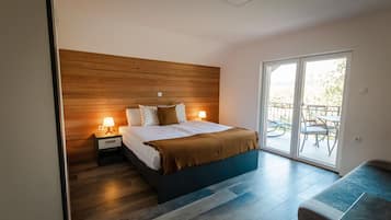 House | 1 bedroom, blackout curtains, free WiFi, bed sheets