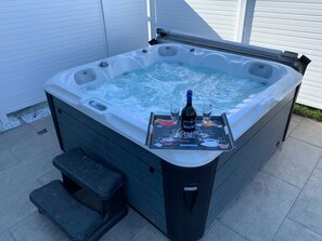 Unclassified image, 2 of 27, button - Villa Milan am See, Germany (Göhren-Lebbin)