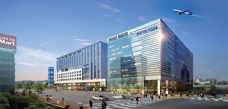 Exterior. Hotel Tour