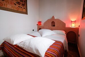 5 Schlafzimmer, Bügeleisen/Bügelbrett, kostenloses WLAN, Bettwäsche